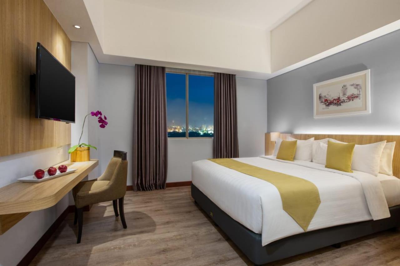 Aston Gresik Hotel & Conference Center Εξωτερικό φωτογραφία