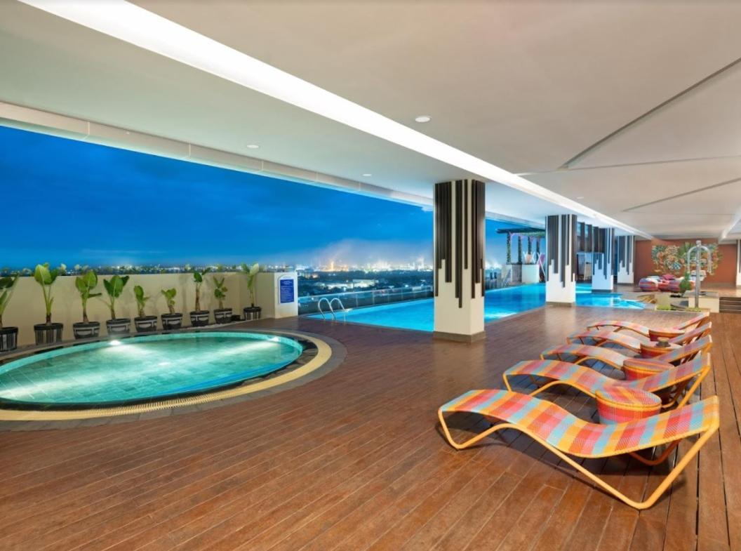 Aston Gresik Hotel & Conference Center Εξωτερικό φωτογραφία