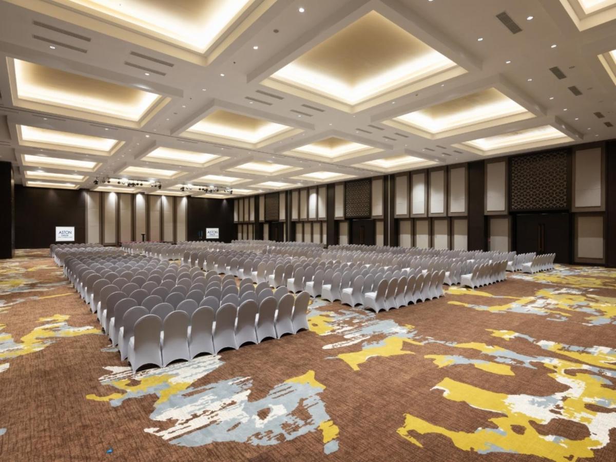 Aston Gresik Hotel & Conference Center Εξωτερικό φωτογραφία