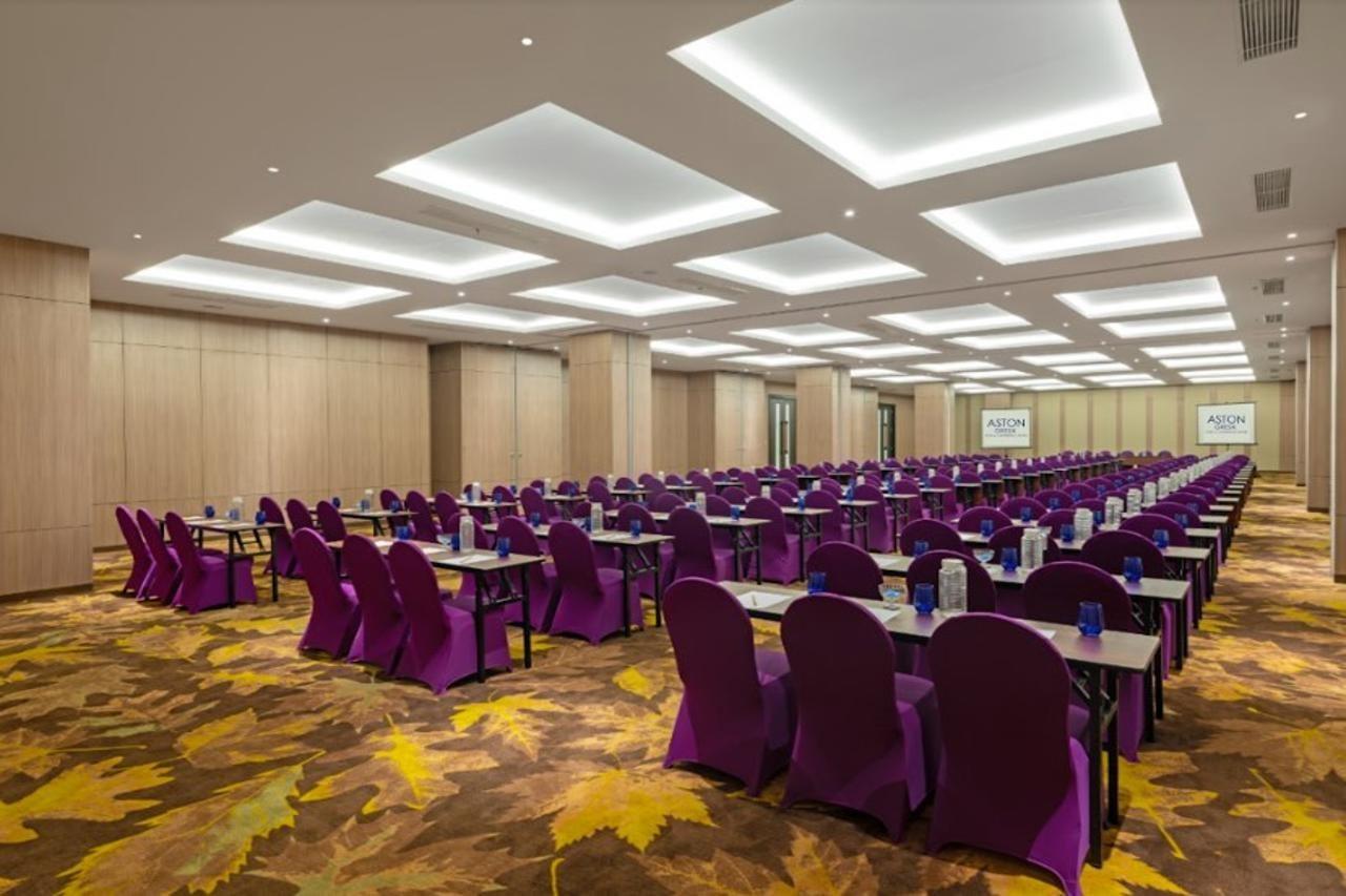 Aston Gresik Hotel & Conference Center Εξωτερικό φωτογραφία