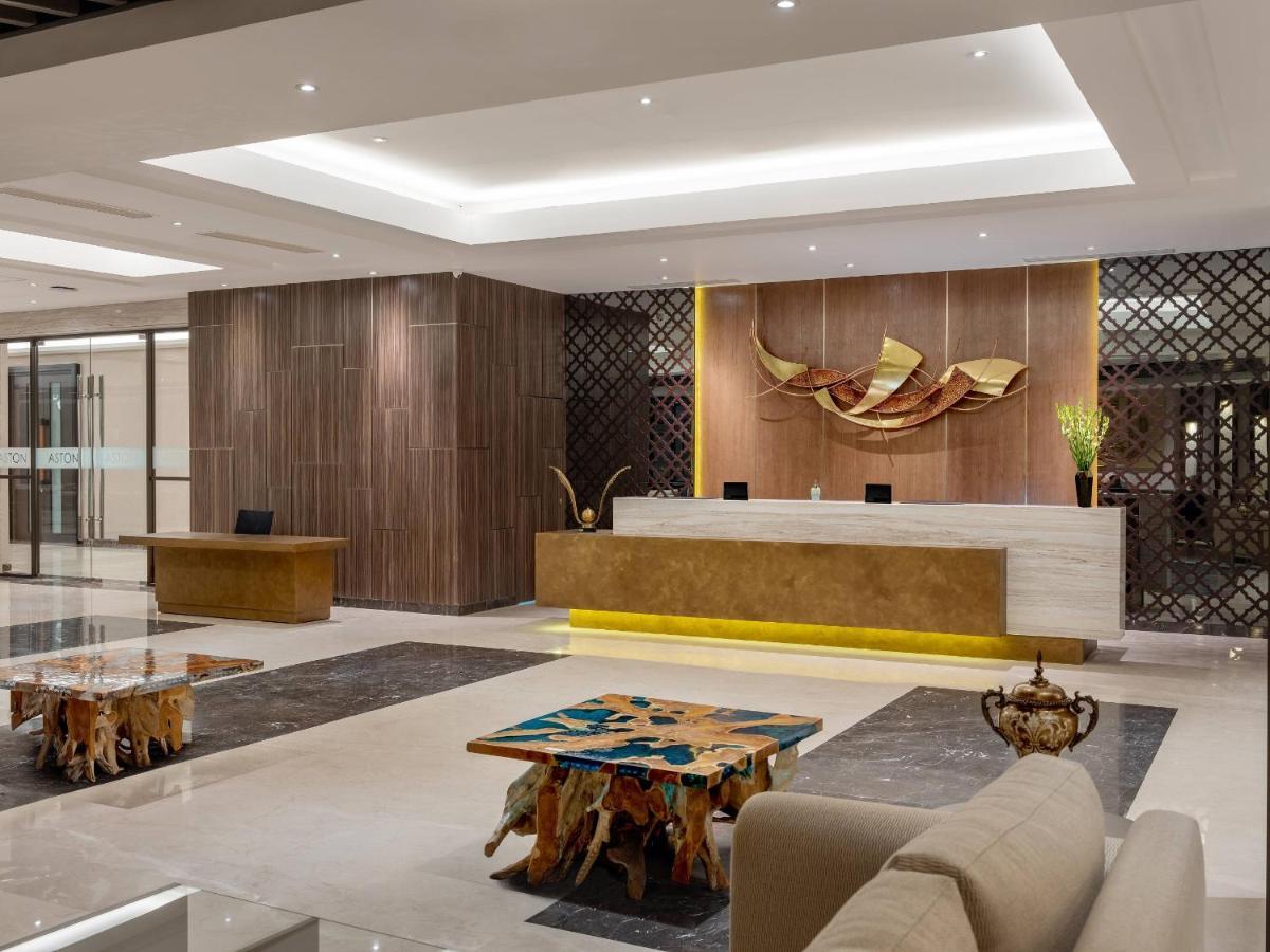 Aston Gresik Hotel & Conference Center Εξωτερικό φωτογραφία