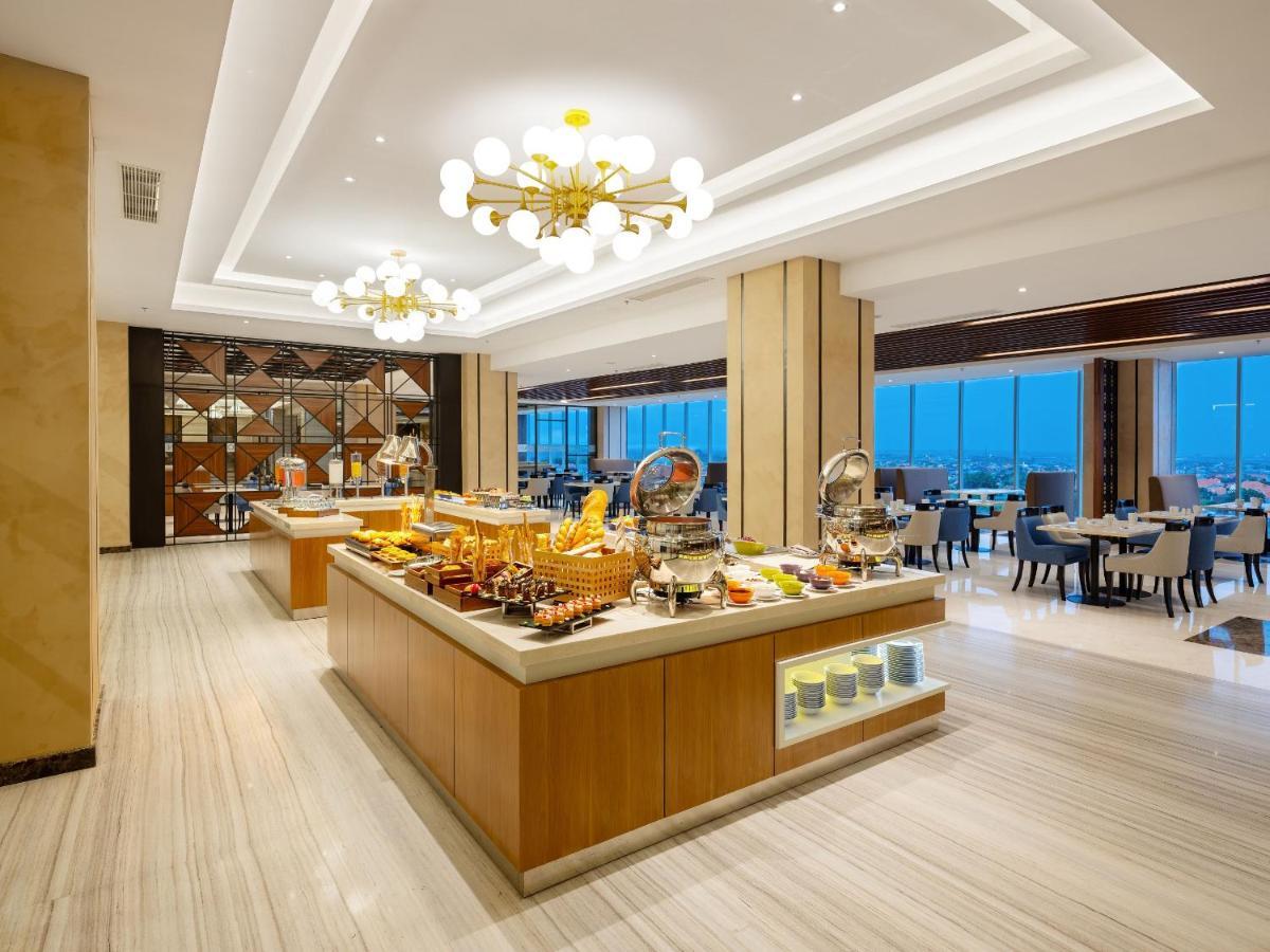 Aston Gresik Hotel & Conference Center Εξωτερικό φωτογραφία