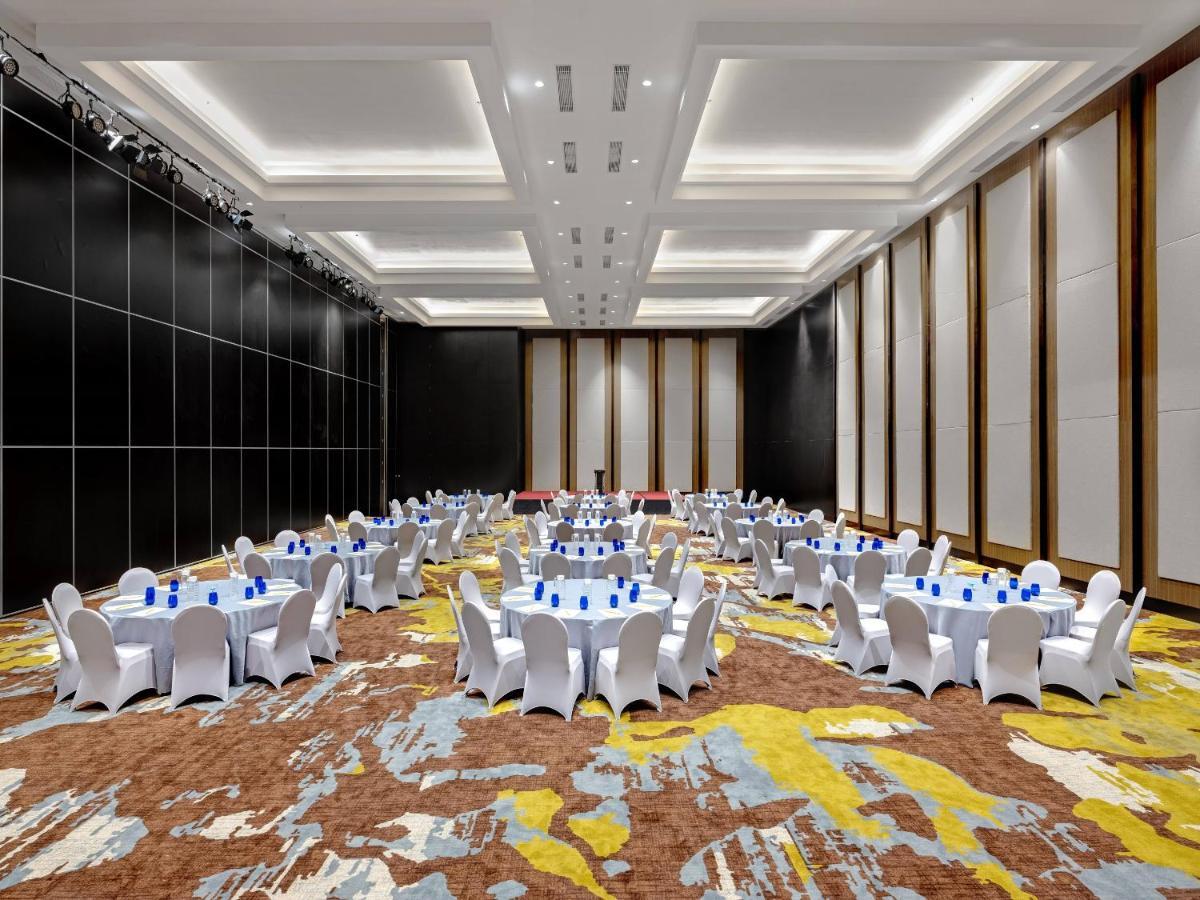 Aston Gresik Hotel & Conference Center Εξωτερικό φωτογραφία